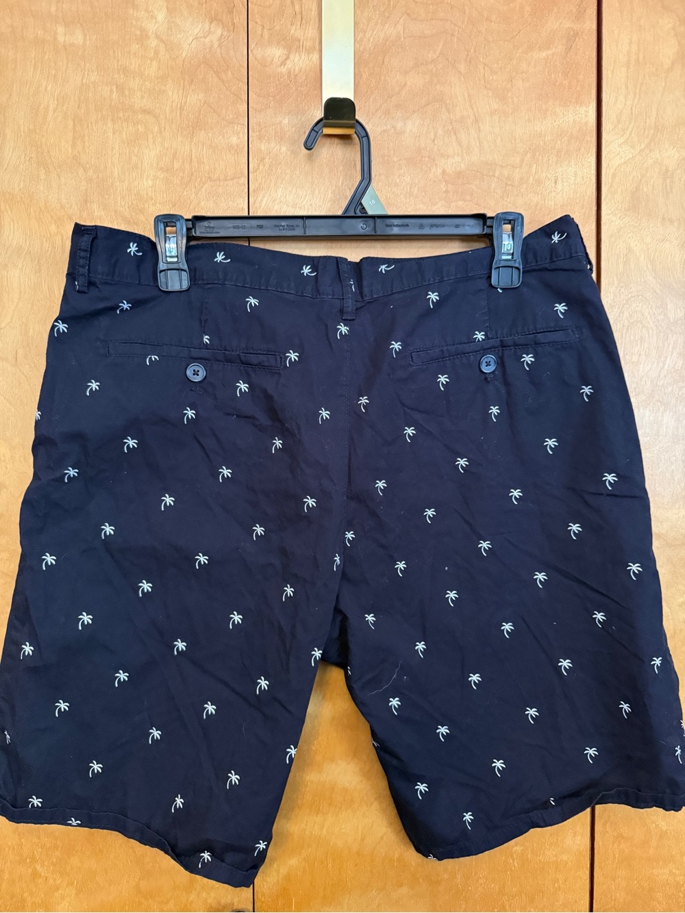 H&M Slim Fit Navy Palm Tree Shorts Mens size 34